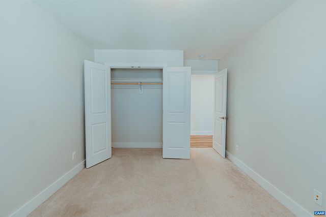 528 TRAILSIDE DR, Charlottesville, VA 22911