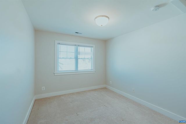 528 TRAILSIDE DR, Charlottesville, VA 22911