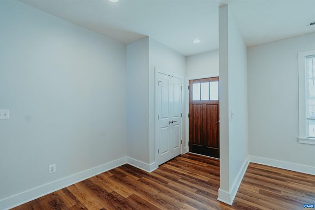 528 TRAILSIDE DR, Charlottesville, VA 22911