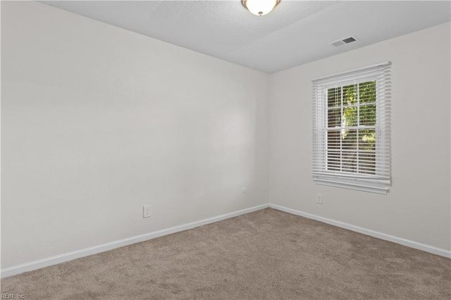 2920 Parapet CT, Chesapeake, VA 23323