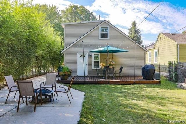 1805 Guthrie Avenue, Royal Oak, MI 48067