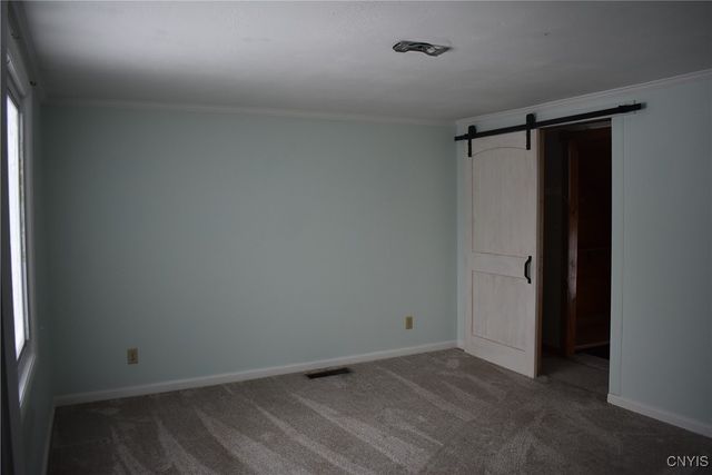 7620 Thompson Road, Cicero, NY 13212