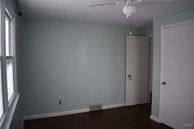 7620 Thompson Road, Cicero, NY 13212