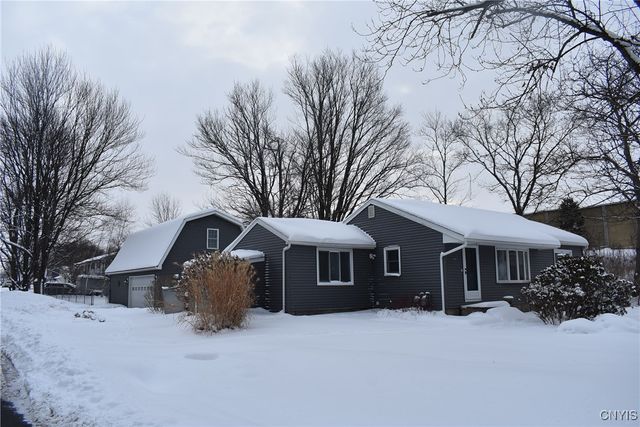 7620 Thompson Road, Cicero, NY 13212