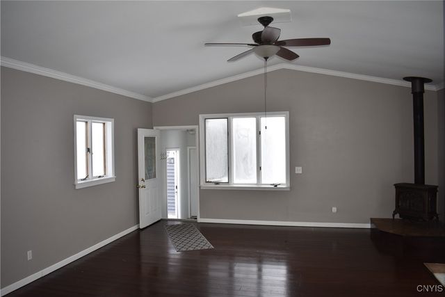 7620 Thompson Road, Cicero, NY 13212