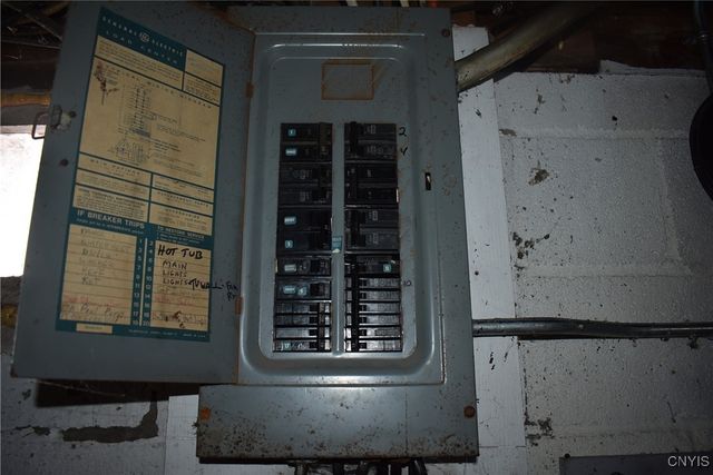 7620 Thompson Road, Cicero, NY 13212