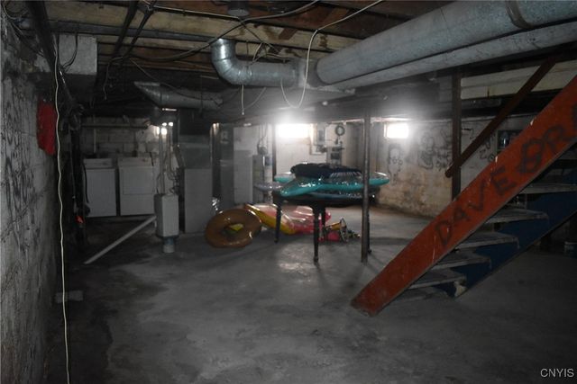 7620 Thompson Road, Cicero, NY 13212