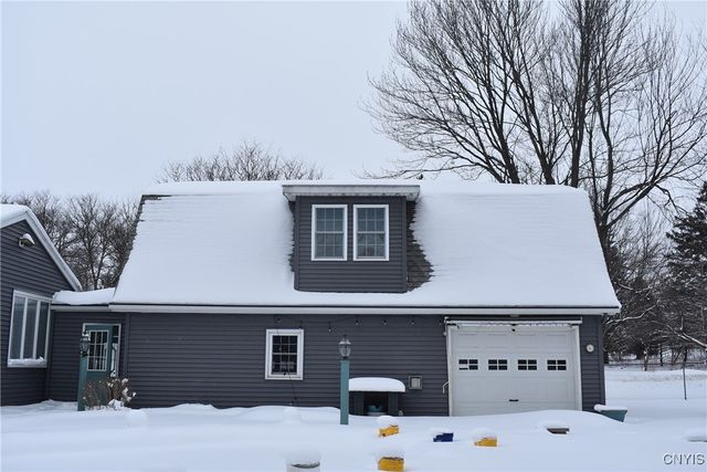 7620 Thompson Road, Cicero, NY 13212