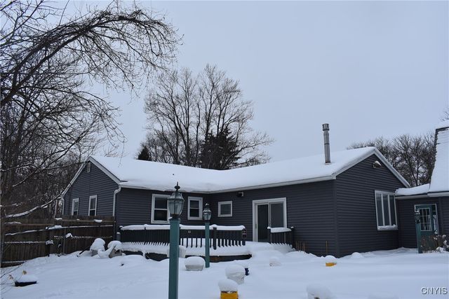 7620 Thompson Road, Cicero, NY 13212