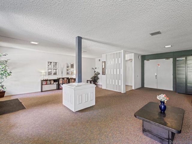 10425 Caminito Cuervo 209, San Diego, CA 92108