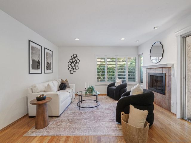 10425 Caminito Cuervo 209, San Diego, CA 92108