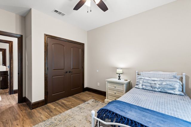 723 W Lee Avenue, Whitney, TX 76692