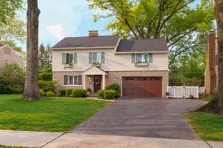 1860 Elmwood Avenue, Columbus, OH 43212
