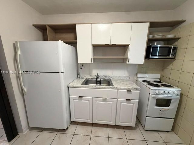 1120 N 14th Avenue 2, Hollywood, FL 33020