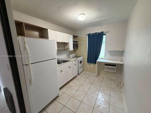 1120 N 14th Avenue 2, Hollywood, FL 33020