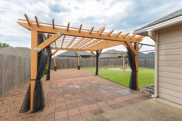 2213 NW 157th Street, Edmond, OK 73013
