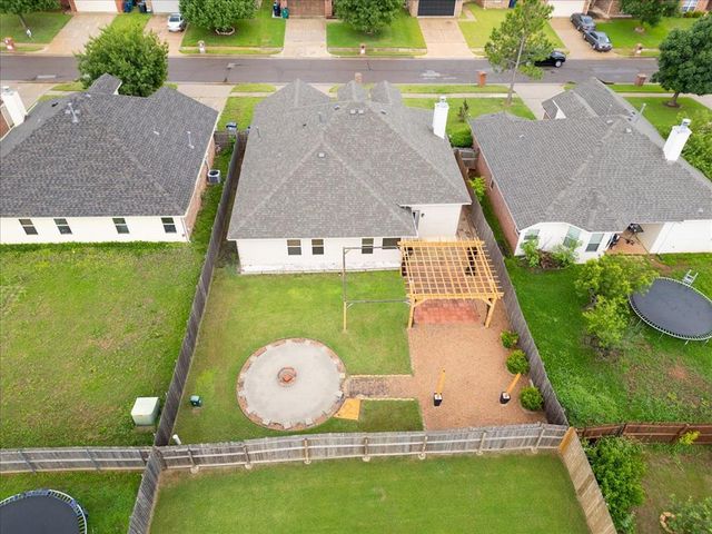 2213 NW 157th Street, Edmond, OK 73013