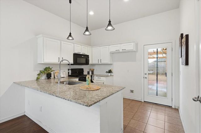 2213 NW 157th Street, Edmond, OK 73013