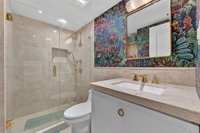 5225 Collins Ave 1519, Miami Beach, FL 33140