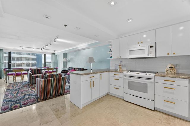 5225 Collins Ave 1519, Miami Beach, FL 33140