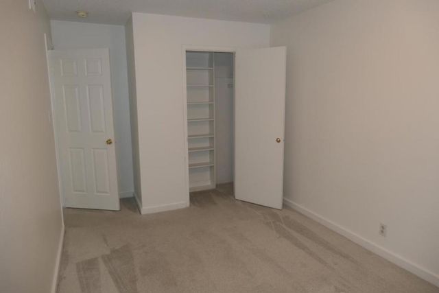 Whitehall Avenue, Campbell, CA 95008