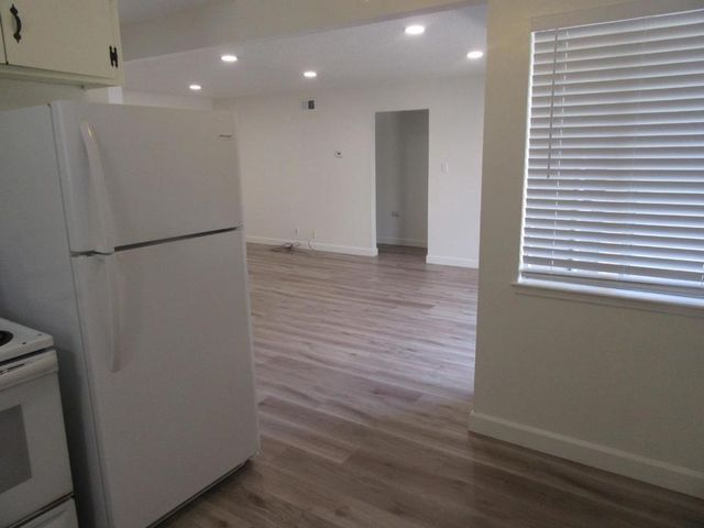 Whitehall Avenue, Campbell, CA 95008