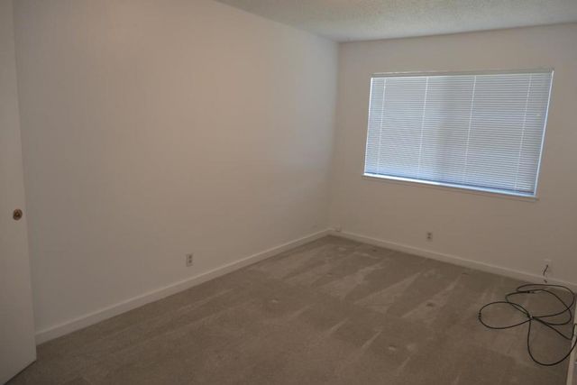 Whitehall Avenue, Campbell, CA 95008