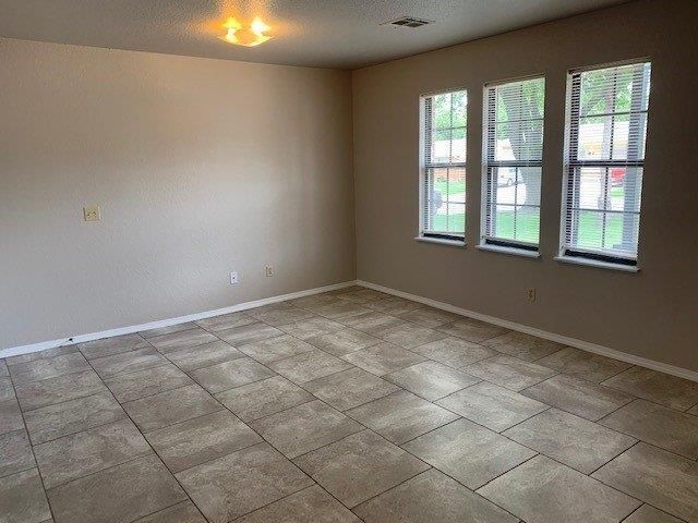 824 Russell Circle, Norman, OK 73071