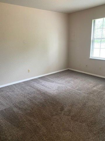 824 Russell Circle, Norman, OK 73071