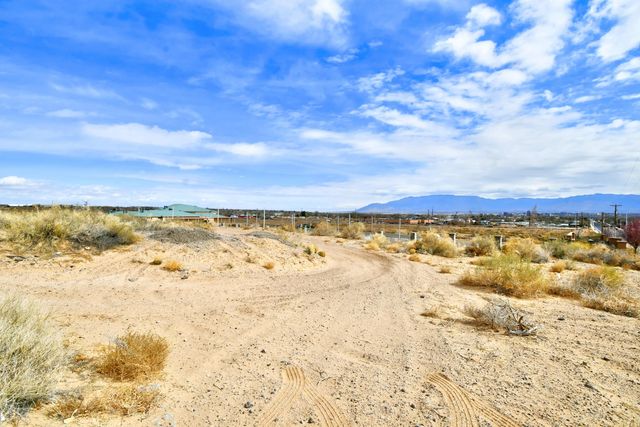 3525 TOWER Road SW, Albuquerque, NM 87121