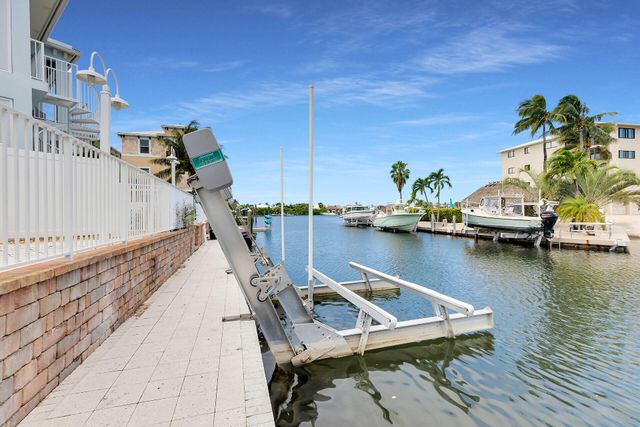 435 Sombrero Beach Road, Marathon, FL 33050