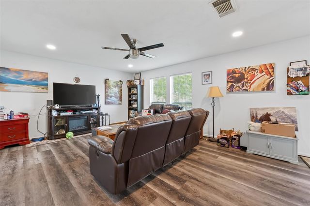 13953 Buckskin Drive, Willis, TX 77378