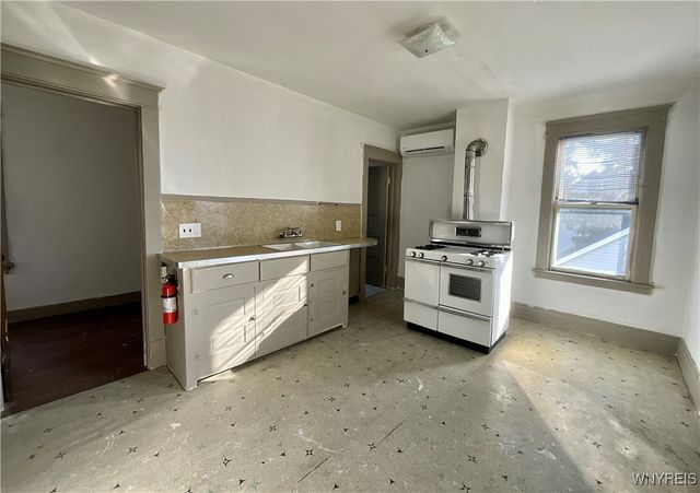 23 Matejko Street, Buffalo, NY 14206