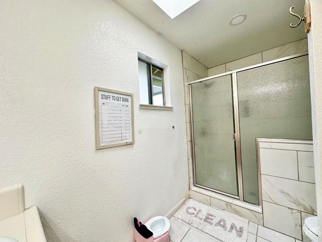 4620 Black Rock Mountain Court, Bakersfield, CA 93304