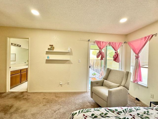 4620 Black Rock Mountain Court, Bakersfield, CA 93304