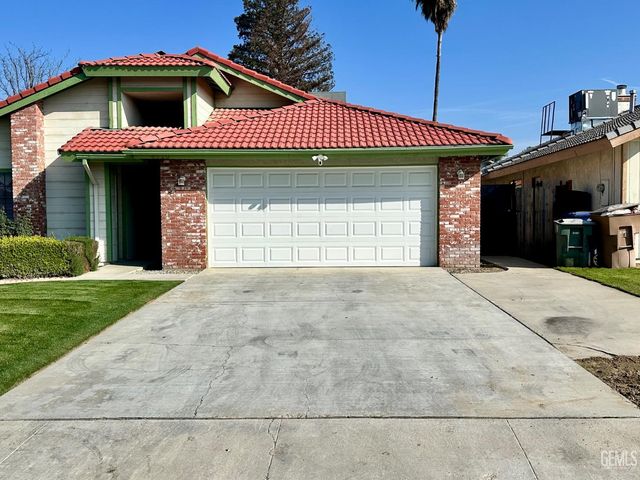 4620 Black Rock Mountain Court, Bakersfield, CA 93304