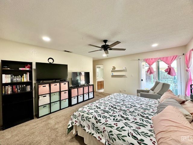 4620 Black Rock Mountain Court, Bakersfield, CA 93304