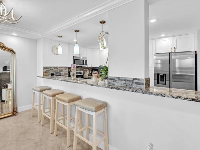1150 HILLSBORO MILE 509, Hillsboro Beach, FL 33062