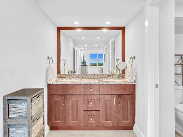 1150 HILLSBORO MILE 509, Hillsboro Beach, FL 33062