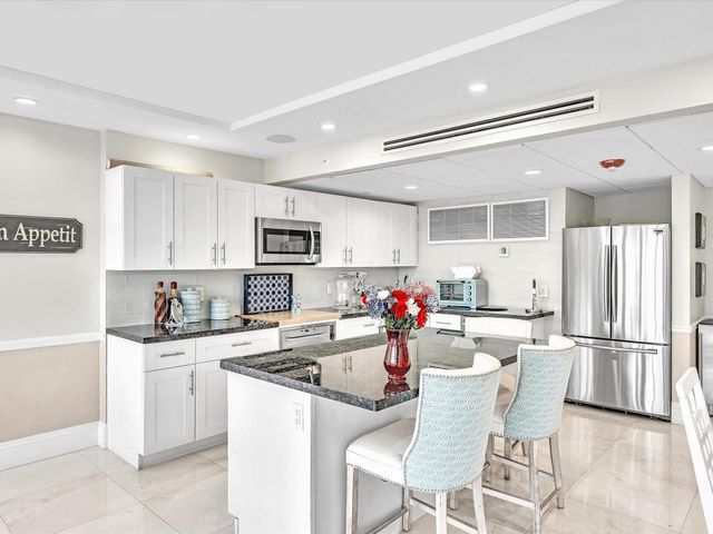 1150 HILLSBORO MILE 509, Hillsboro Beach, FL 33062