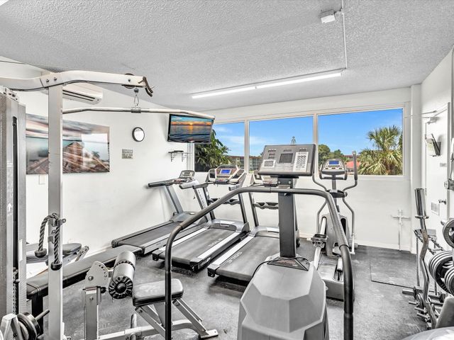 1150 HILLSBORO MILE 509, Hillsboro Beach, FL 33062