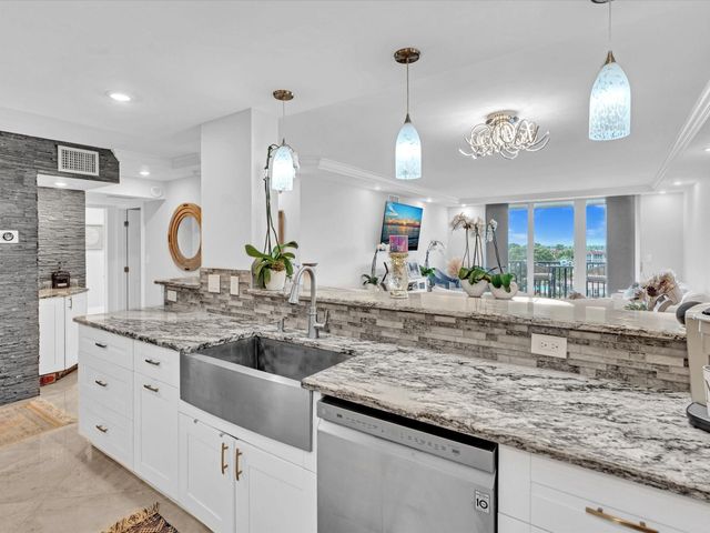 1150 HILLSBORO MILE 509, Hillsboro Beach, FL 33062