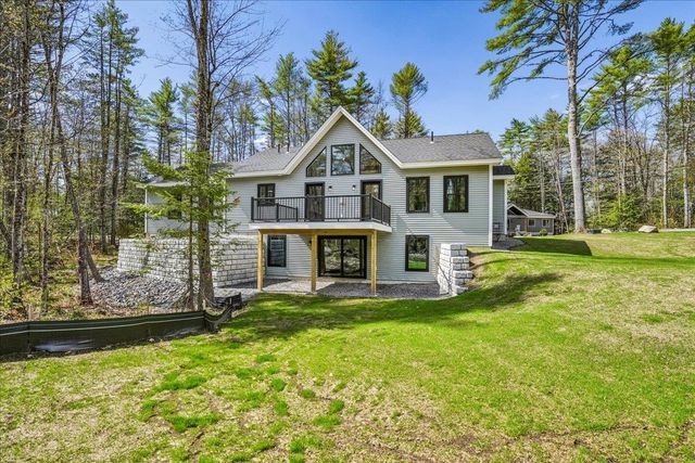 24 Smoke Rise Road, New Hampton, NH 03256