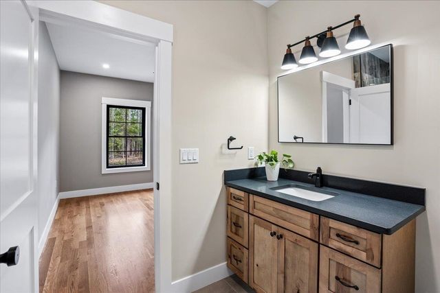 24 Smoke Rise Road, New Hampton, NH 03256