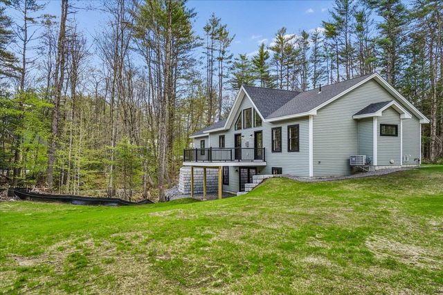 24 Smoke Rise Road, New Hampton, NH 03256