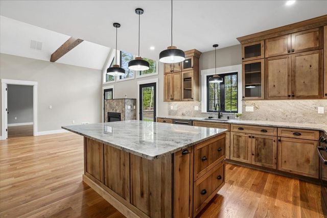 24 Smoke Rise Road, New Hampton, NH 03256