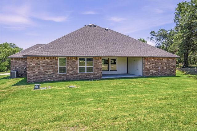 26319 Longhorn Drive, Blanchard, OK 73010
