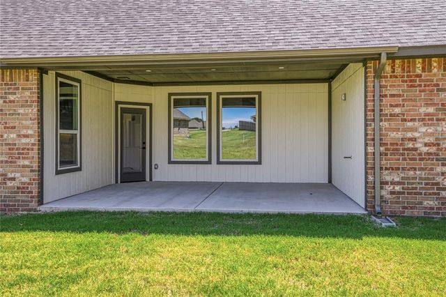 26319 Longhorn Drive, Blanchard, OK 73010