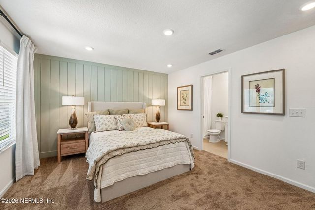 7657 COMMANDER Lane, Jacksonville, FL 32256
