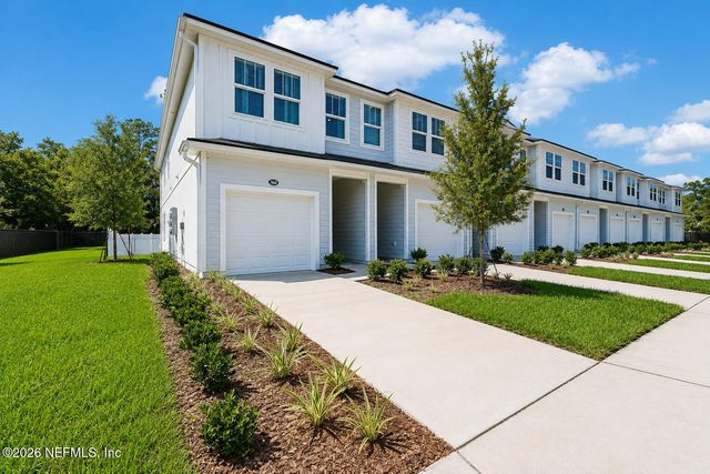 7657 COMMANDER Lane, Jacksonville, FL 32256